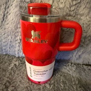 Stanley x Target Quencher H2.0 Ruby Hearts Valentine’s 2026